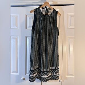 Elegant Black Green Patrern Mod Dress